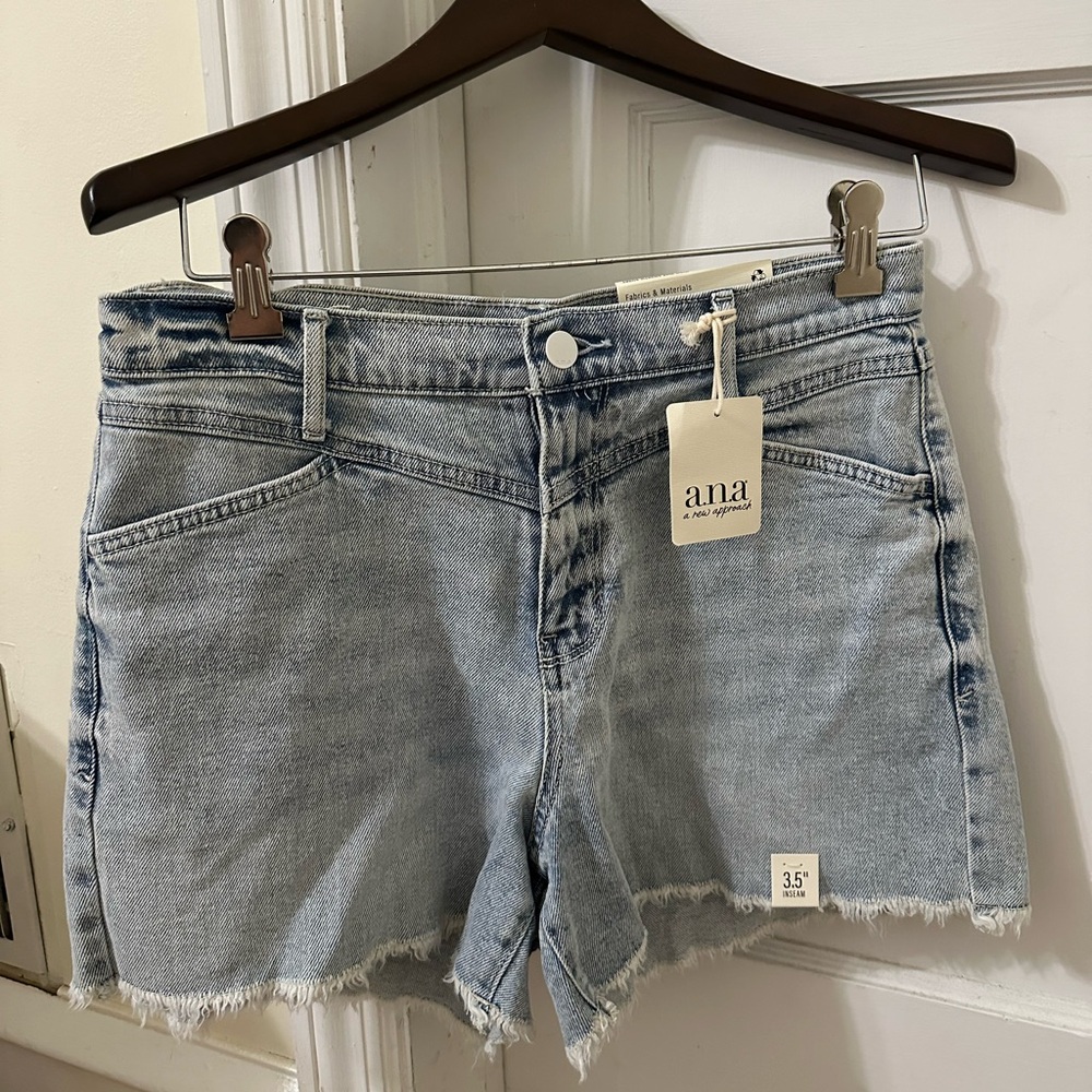 High-Rise Denim Short 3.5” Inseam